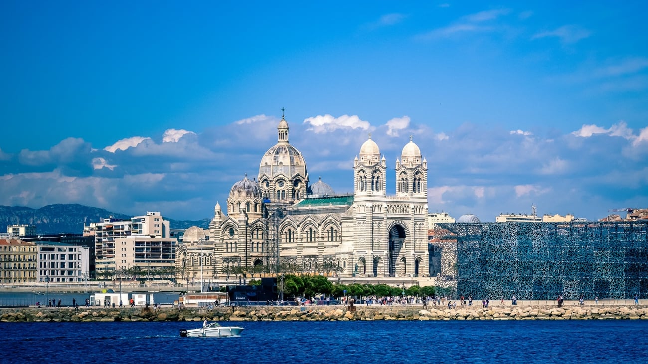 Ida y vuelta Marsella Francia Abril